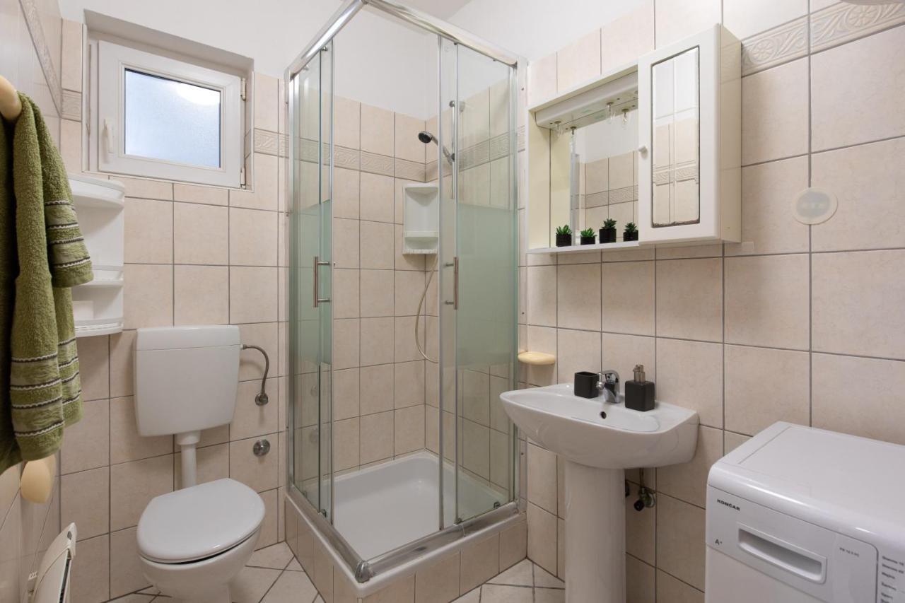 Apartment Filip Krk Town Kültér fotó